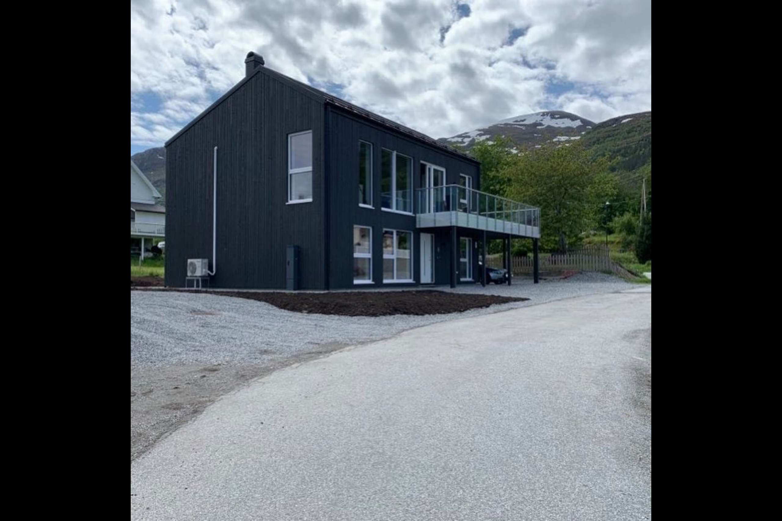 logi-prefab-logi-190-gabled-roof-004