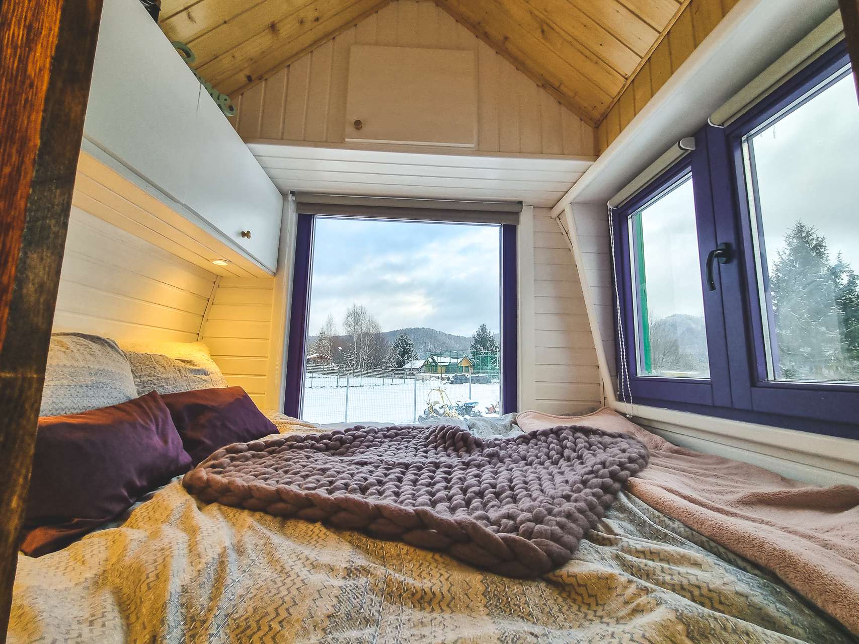 pura-vida-huts-joy-12