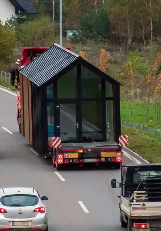 Tiny House Country is a modular house - under 100k