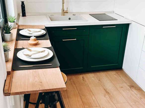 Tiny ShowHome for 4-6 people, 2 lofts