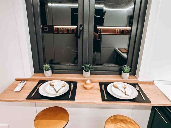 Tiny ShowHome for 4-6 people, 2 lofts