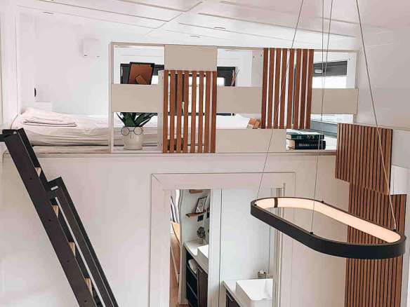 Tiny ShowHome for 4-6 people, 2 lofts