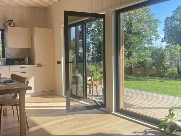 PÄRNI (panelelementer af krydsfinér)