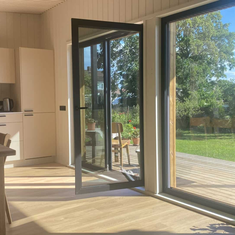 PÄRNI (panelelementer af krydsfinér)