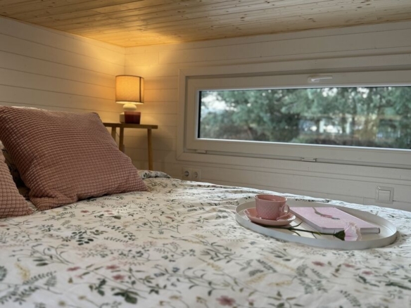 SMILE- Dejlig, lys og rummelig tiny living